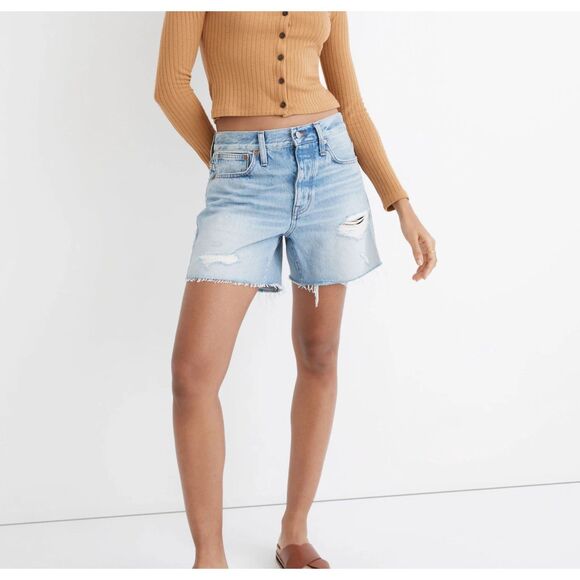 Relaxed Mid-Length Denim Shorts in Steenwick Wash: Ripped Edition - Picture 1 of 5